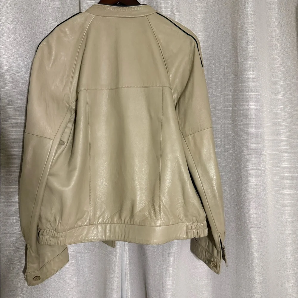 Sakowitz Men's Beige Leather Jacket